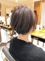 ビューイースト 亀戸 錦糸町(VIEW EAST)&nbsp;くびれと丸みが可愛いショートボブ