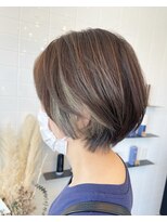 エメ(AIMEE)&nbsp;インナーグレーショートヘア