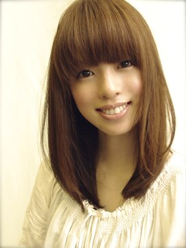 デラ バイ アフロート(DELA by afloat) 重めバングがおしゃれロング