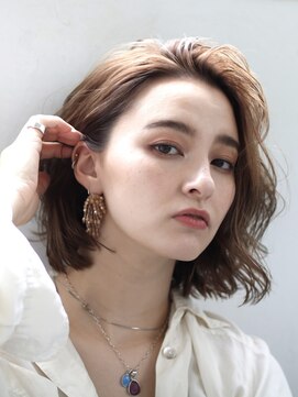 セシルヘアー(CECIL hair) 耳掛け くびれボブ マロンベージュ ぱっつんボブ 下北沢