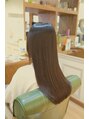 スリーク(sleek) ロングの方におすすめなのが縮毛矯正です。手触り最高です。