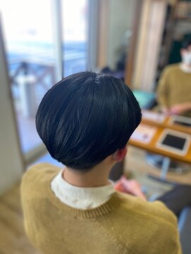 ラクヘアー 上福岡店 マニッシュスタイル黒髪清潔感好感度高いツヤ美髪襟足スッキリ