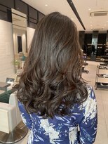 ステア ケース(stair case)&nbsp;乾かすだけコテ巻き風デジタルパーマレイヤーカット前髪パーマ