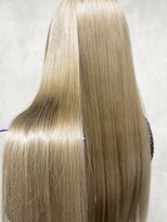 ウプヘアサロン&nbsp;ハイトーン＋バイカルテトリートメント