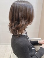 コーエン(cowen) 美髪質改善こなれミディボブルフウェーブグレージュ段カット30代