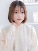 ツヤ髪くすみベージュ切りっぱなしボブディh3上尾20代30代40代