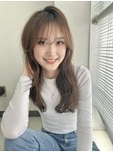 ふわっと柔らかい質感あふれるオリーブベージュ