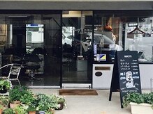 カットハウス ルーシーズ(CUT HOUSE RUCY'S)