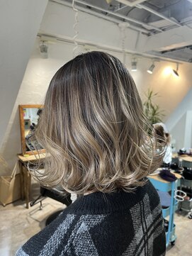 ロア インターナショナル 新宿店(LoA International) 新宿/バレイヤージュ/ハイライト/ハイトーン/ボブ/透明感カラー