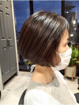 ジェコ ブラン(gecko. brun) 大人シルエットボブ/丸みショートボブ/小顔効果 #武蔵小山美容室