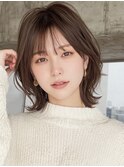 【イエベ春20代】ショコラブラウンの外ハネくびれミディ