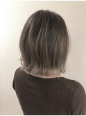 ホワイトベージュグラデーション