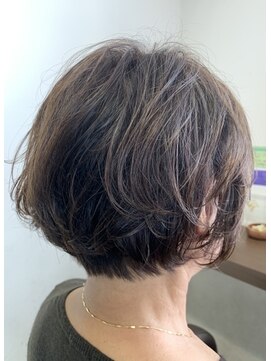 ショートパーマ L047667864 クロムヘアー Chrome Hair のヘア