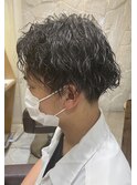 メンズカット　ツイストスパイラルパーマ×ツーブロックフェード