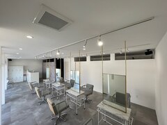 Agu hair charis 大分上宗方店【アグ ヘアー カリス】