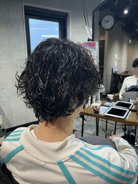 フィール ヘアー(feel hair) 【メンズ　パーマ】