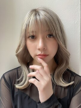 オーシャントーキョー サニー 原宿(OCEAN TOKYO Sunny) ミディアムレイヤーカットくびれミディアム韓国ヘア