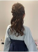 女性らしいミディアムカールスタイル