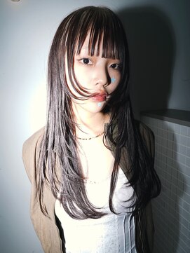 トゥコ(tuco) ウルフカット　レイヤー　ルーツカラー　ギザギザ