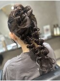 お呼ばれヘアー