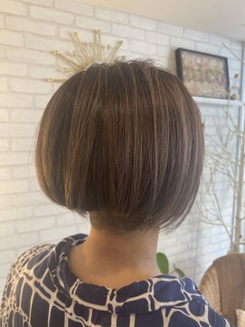 ヘアーサロン ニコ(HAIR SALON nico) 白髪ぼかしハイライトショート
