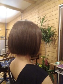 ヘアーサロン ムーン(Moon) 顎ラインのボブ