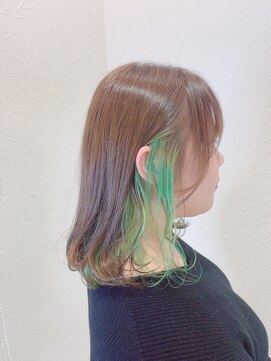 リー ルーチェ 布施(Lee Luce) グリーンインナー×韓国スタイル