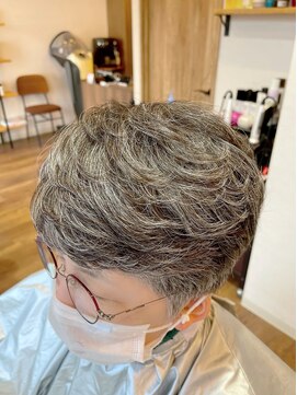 ロッタ ヘア アンド スパ(Lotta) ショートパーマスタイル