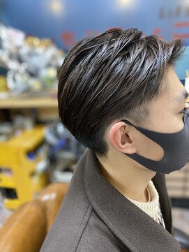 ヘアーサロンゴトウ センターパートスタイル