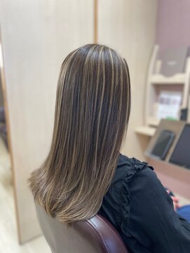 ヘアアンドメイク マオ(HAIR&MAKE MA`O) ハイライトカラー