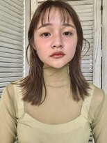 切りっぱなしが可愛いウェットヘアのミディアム【銀座】