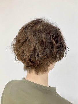 クオリス 上福岡店(QUALIS) 20代30代大人かわいいショートボブｘ小顔ひし形パーマ風