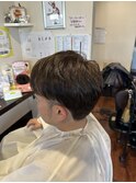 クセ毛を活かしたふわっとトップ×ツーブロスタイル◎