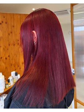 ザ ニア(THE Nia) ワインレッド