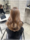 20代30代レイヤーカット くすみベージュ 顔まわりカット