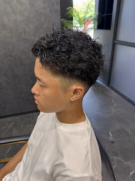 ワンフ(onef) スパイラルパーマ