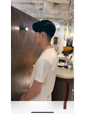 刈り上げセンターパートショート