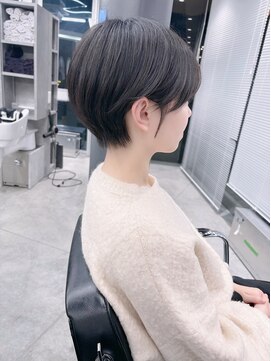 エスキス(ESQUISSE) コンパクトショート