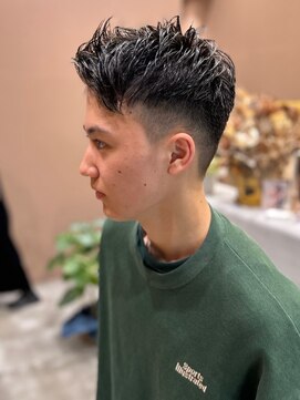 ガーデンヨコハマエスト(GARDEN YOKOHAMA est) ツーブロック　ダークアッシュ　ベリーショート