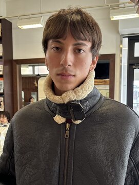 オーオ シカシカ(OOO YY) ナチュラル×モードなメンズショートパーマ