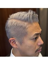 ハイトーンカラーもお任せください！ブリーチしましょう！