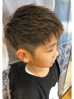 ディ グラント(D GRANT)&nbsp;【大人気♪】お洒落キッズカット☆震災刈りスパイキースタイル♪