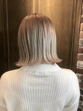 エイミー(Aimee) Aimee プラチナホワイトグレージュ