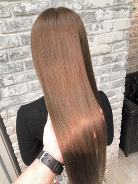 グロウ 上野御徒町(grow) 耳かけ/フォギーベージュ/マッシュウルフ/外ハネ[上野/御徒町]