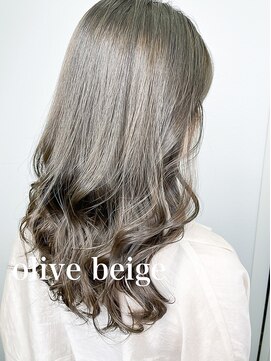 ミシェリー(misherry) デザインカラーくびれヘアセミロングオリーブベージュ韓国風艶々