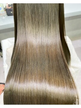 エリーツ 表参道(elyts) 【表参道elyts】髪質改善トリートメント&カーキベージュ