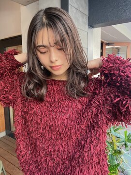 シェルター バイ トウキョウ(Shelter by TOKYO) 海外風抜け感カジュアルカール/グレージュ/20代30代40代50代