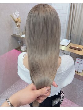 ロンド レア 天神大名店(Lond Le’a) ダブルカラー/インナーカラー/イヤリングカラー/ミルクティ/天神