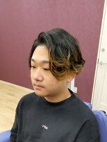 ブルブンガ(Berbunga)&nbsp;【ハイライト】クセ感ツーブロックマッシュ×メッシュカラー