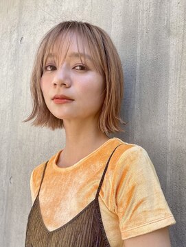 タス(tas) ハイトーン×切りっぱなしボブ